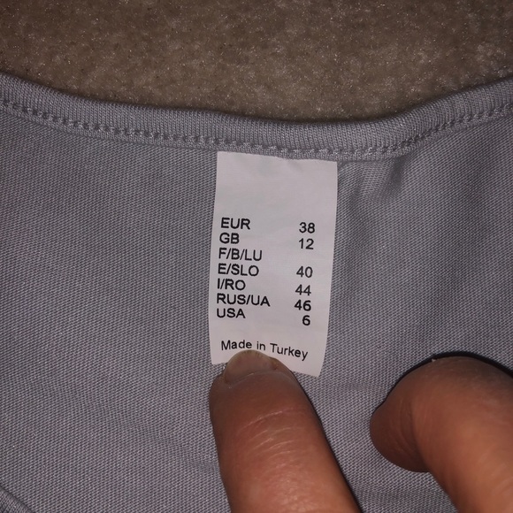 Lascana grey/silver top👚. - Picture 4 of 6